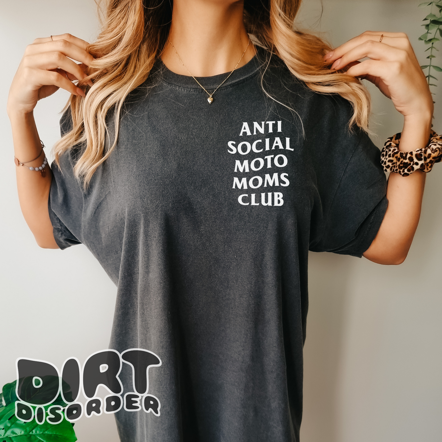 ANTI SOCIAL MOTO MOMS CLUB T-SHIRT