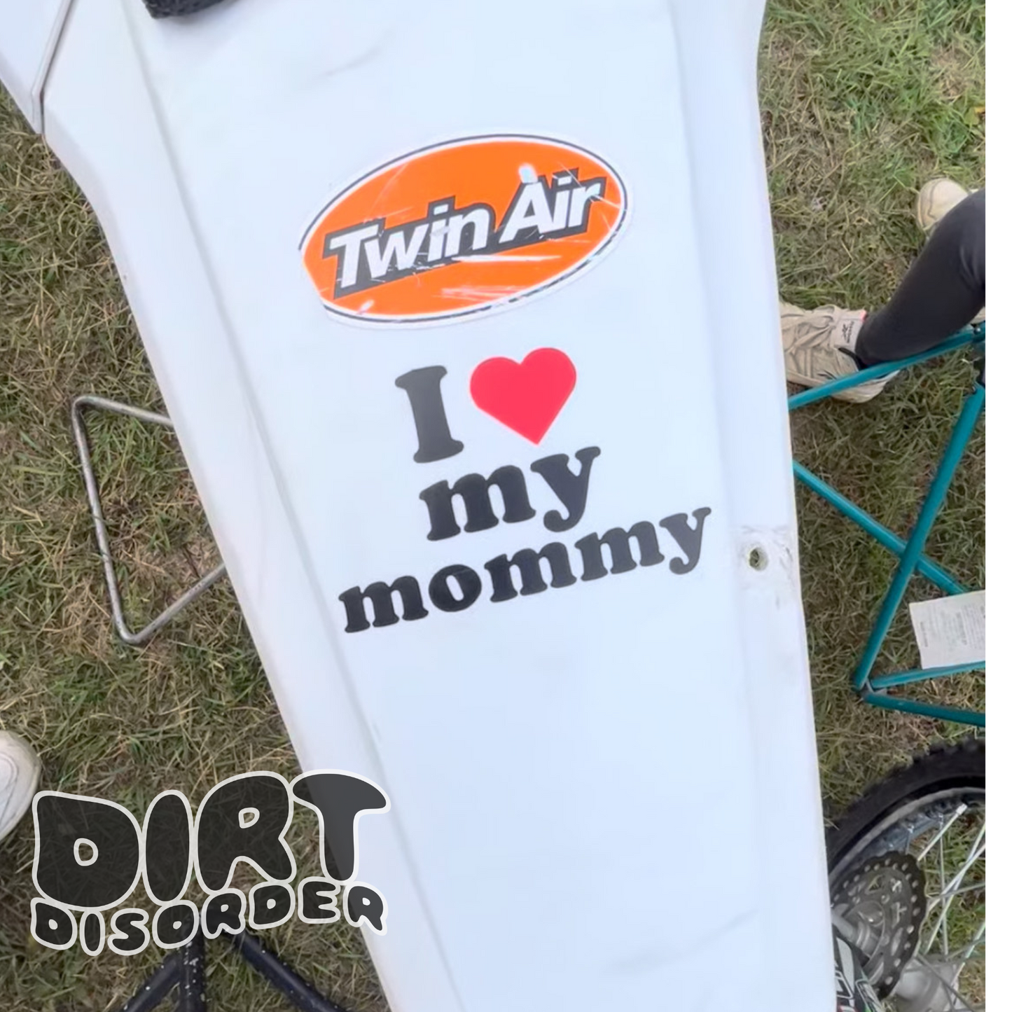 I LOVE MY MOMMY VINYL DECAL (2 PACK)